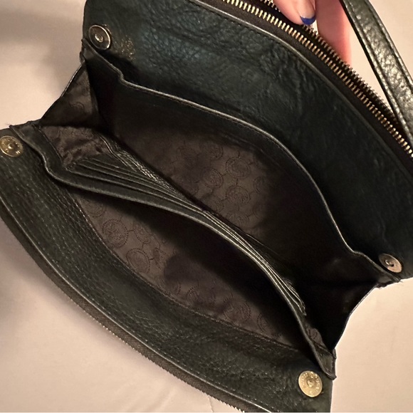 Michael Kors Crossbody - Picture 4 of 4